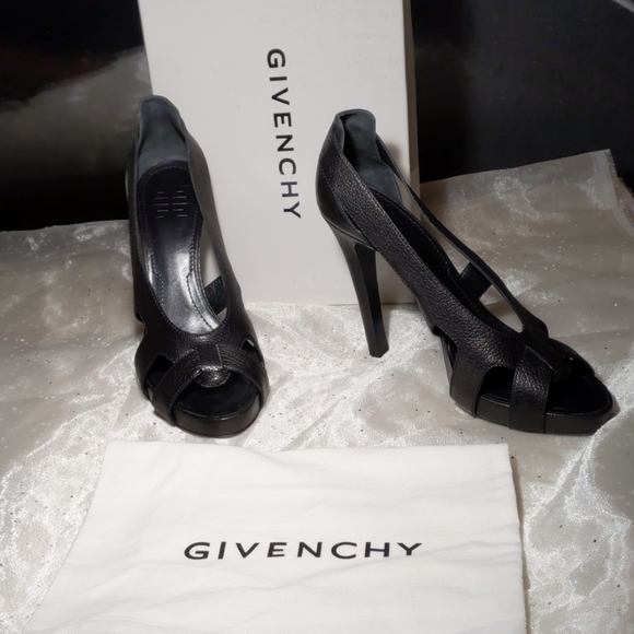 Givenchy Shoes - Givenchy Black Malabar Heel